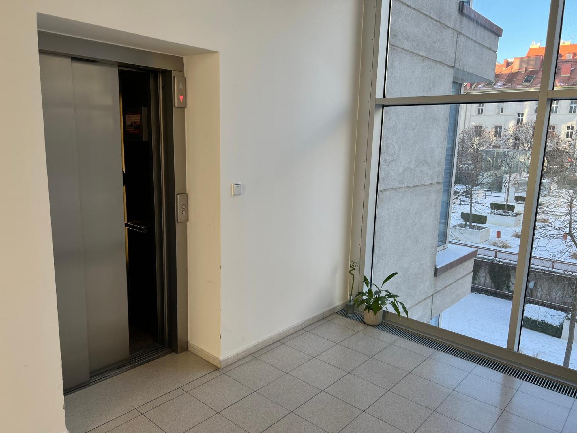 Apartmán Tva Oaza V Srdci Vinohrad Praha Exteriér fotografie